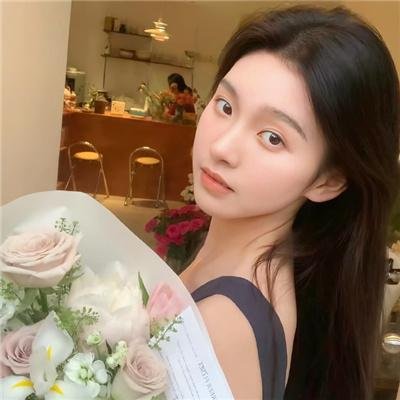 卡美拉万岁